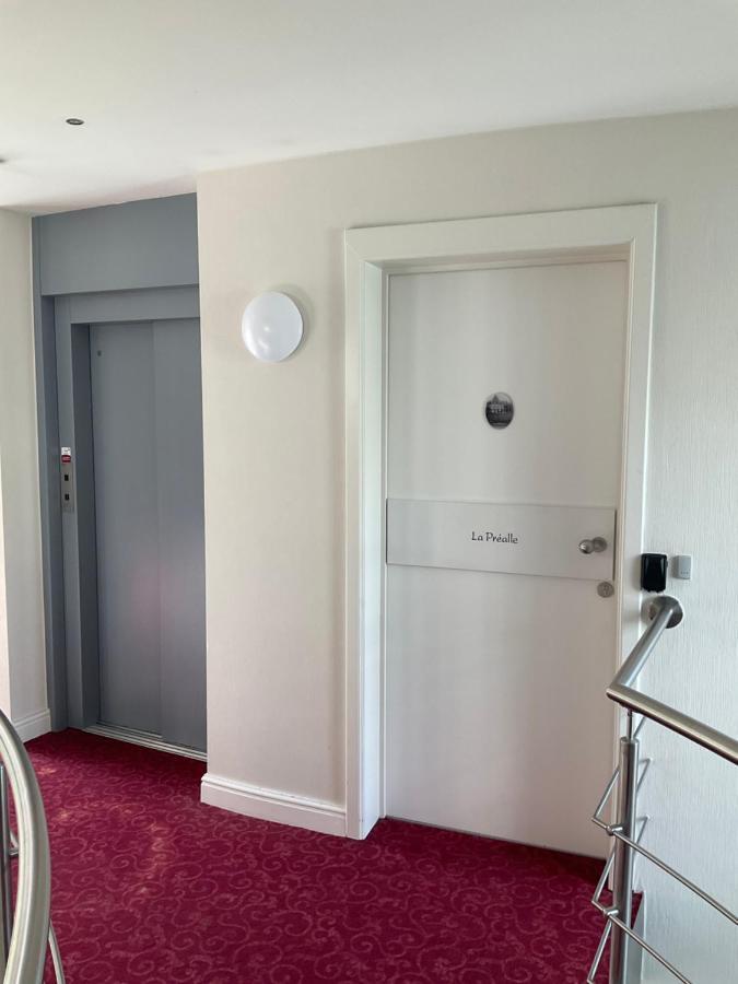 La Chambre Du Chateau De Bernalmont リエージュ エクステリア 写真